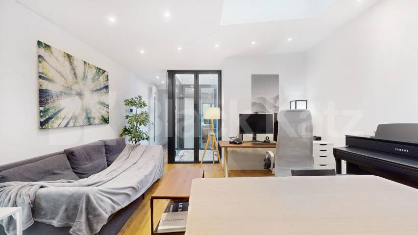 Parkway, Regents Park / Camden